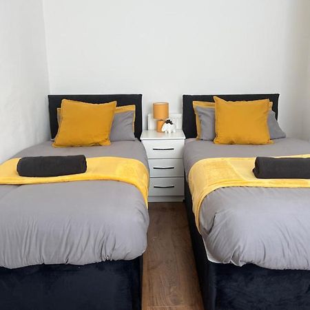 Spacious 3 Bed - Efc Stays Liverpool Ngoại thất bức ảnh