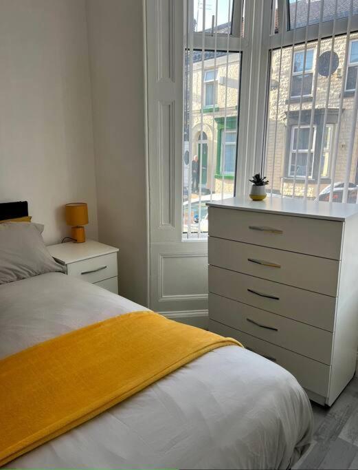 Spacious 3 Bed - Efc Stays Liverpool Ngoại thất bức ảnh