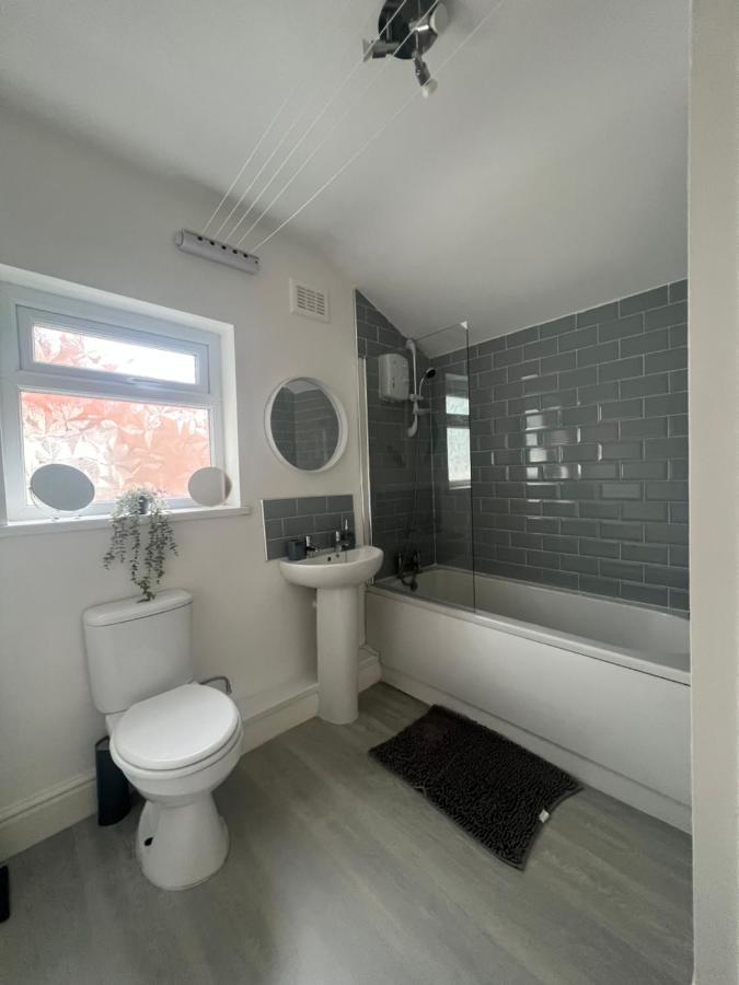Spacious 3 Bed - Efc Stays Liverpool Ngoại thất bức ảnh